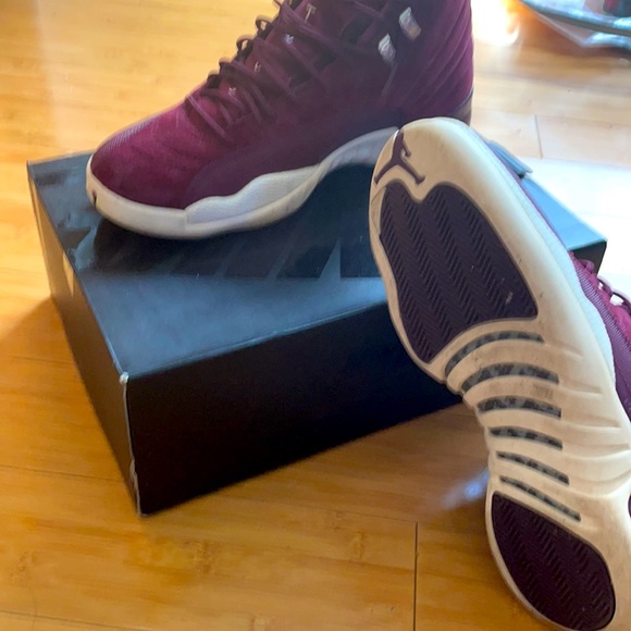 Bordeaux 12s size 10.5 - Picture 2 of 3